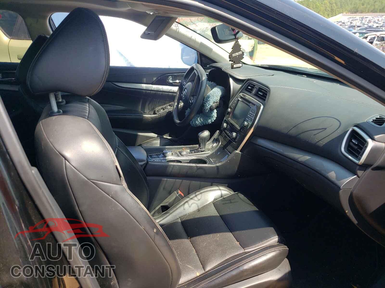 NISSAN MAXIMA 2017 - 1N4AA6AP9HC408268