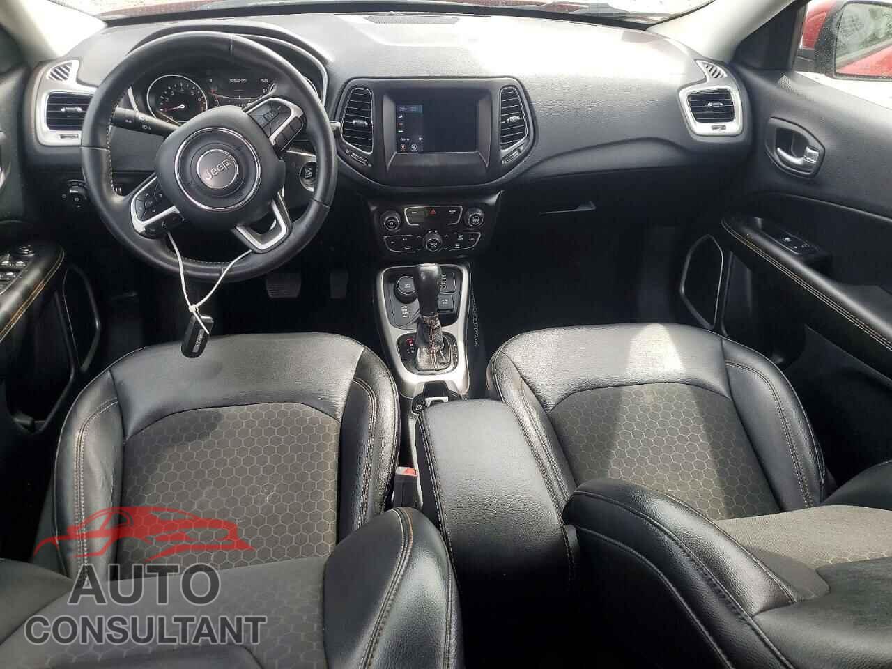 JEEP COMPASS 2019 - 3C4NJDBB5KT640008