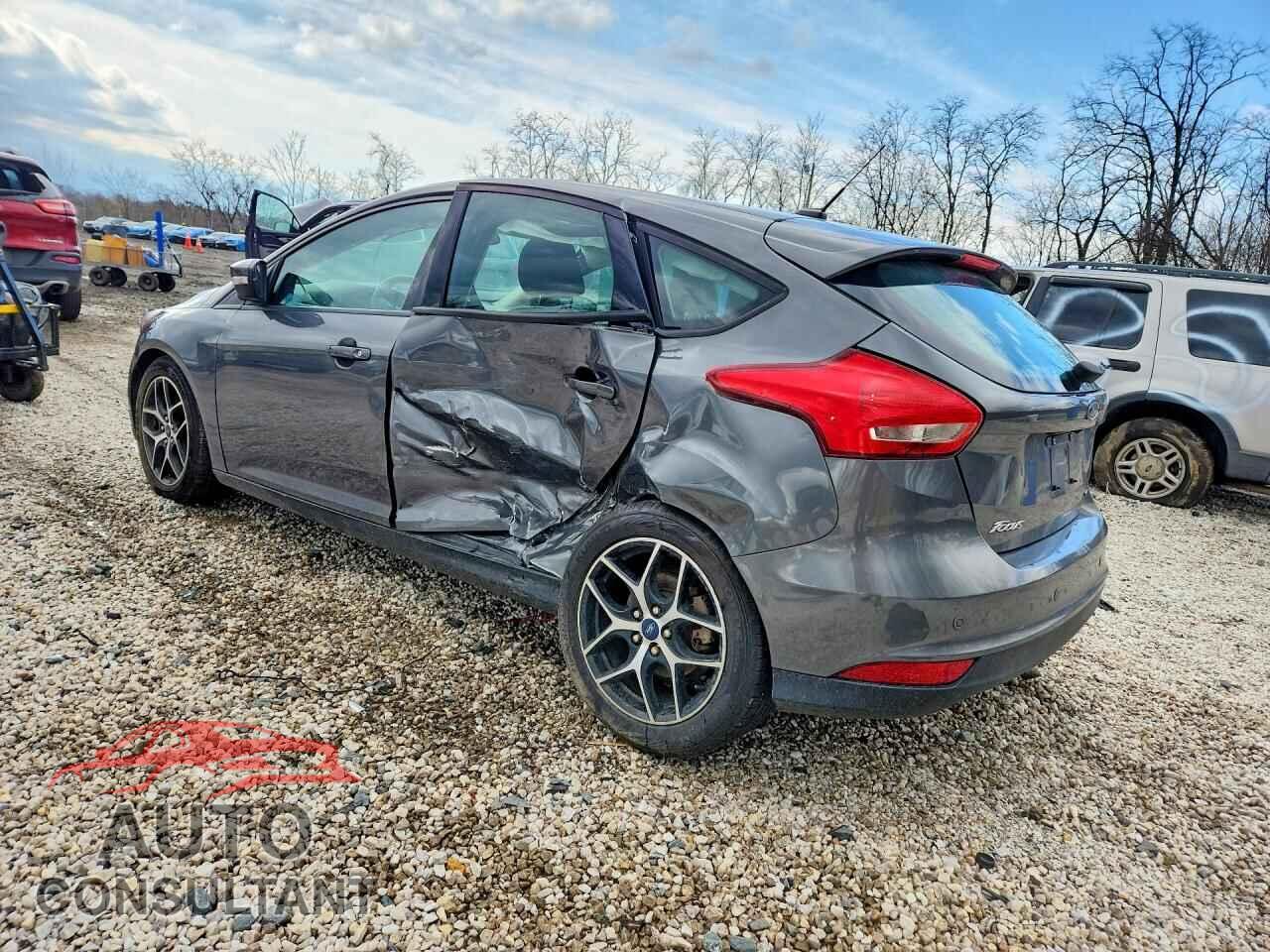FORD FOCUS 2017 - 1FADP3M23HL242484