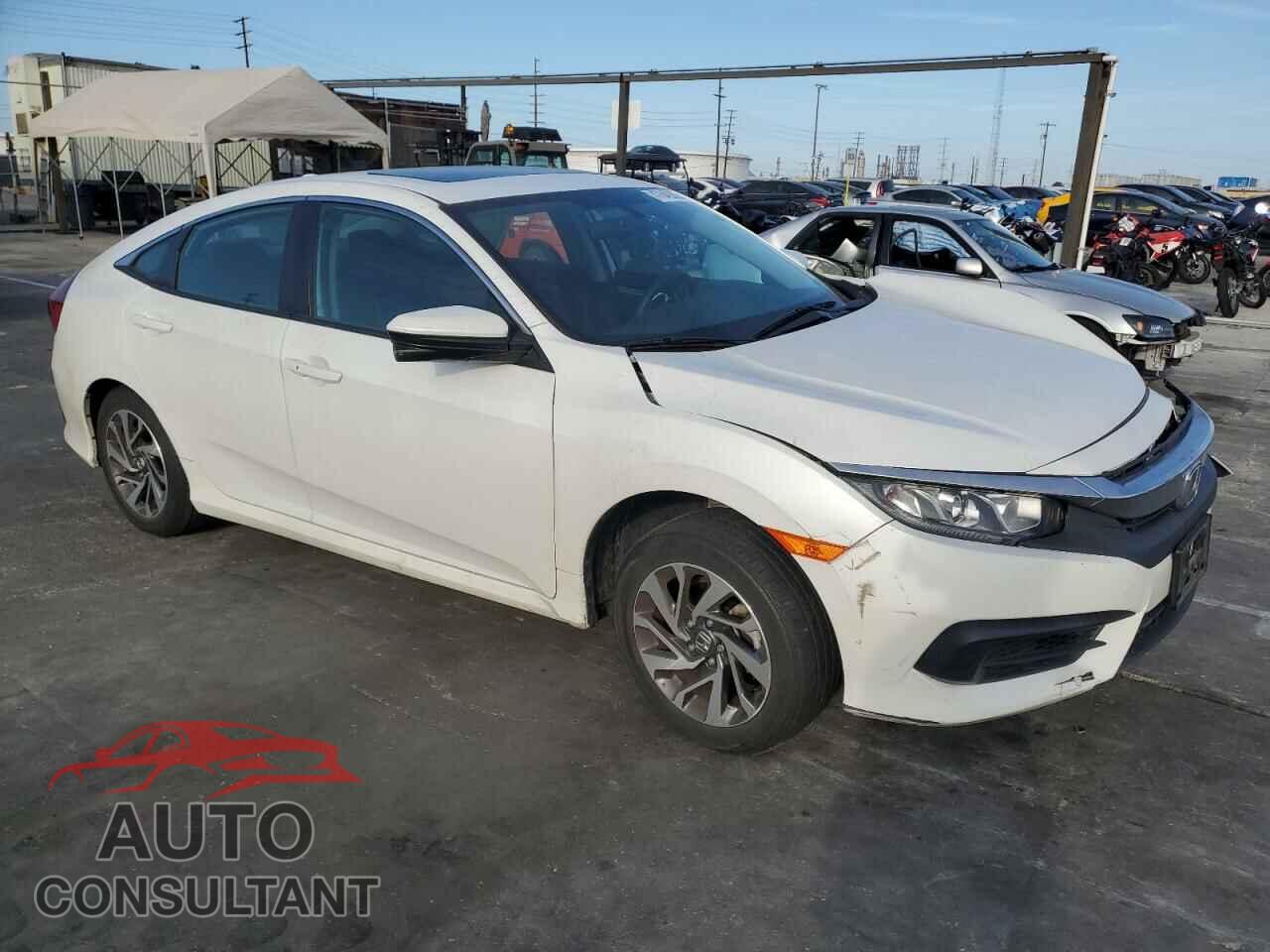 HONDA CIVIC 2018 - 2HGFC2F77JH544480
