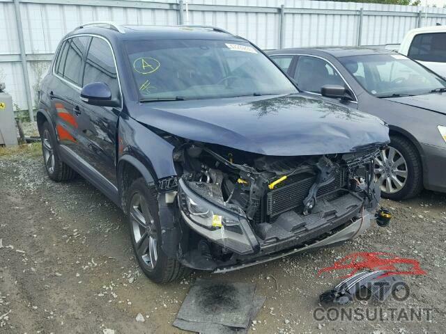 VOLKSWAGEN TIGUAN HIGHLINE 2017 - WVGLV7AX0HK041162