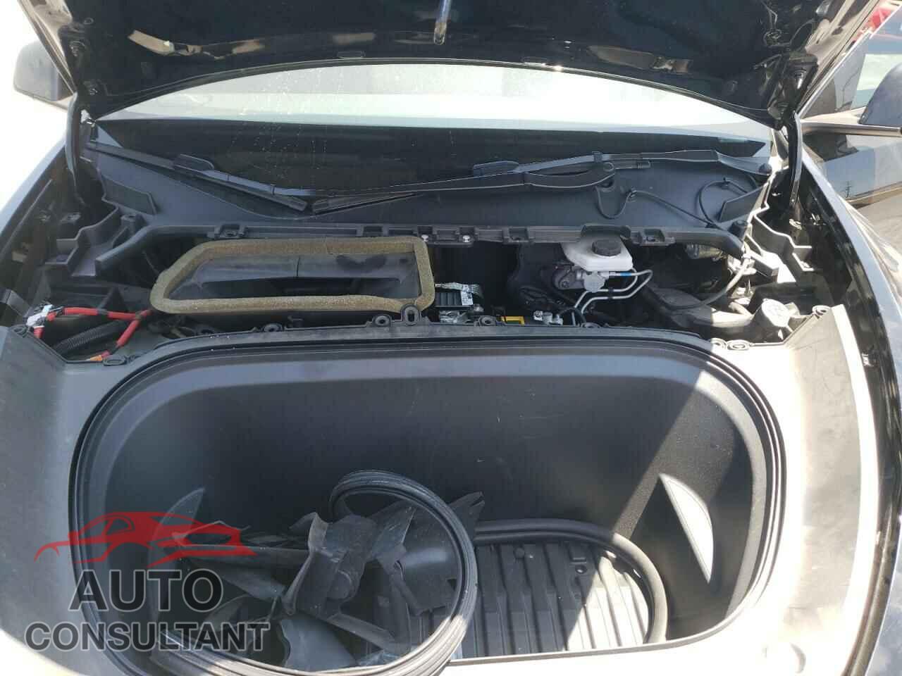 TESLA MODEL Y 2021 - 5YJYGDEF9MF093370
