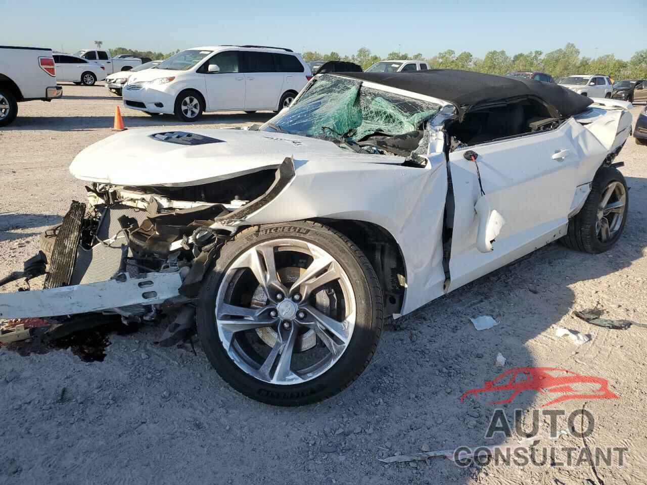 CHEVROLET CAMARO 2019 - 1G1FH3D78K0116229