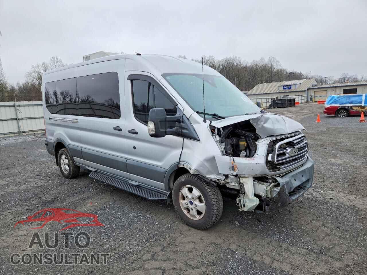 FORD TRANSIT 2018 - 1FTYR2CG2JKA83479