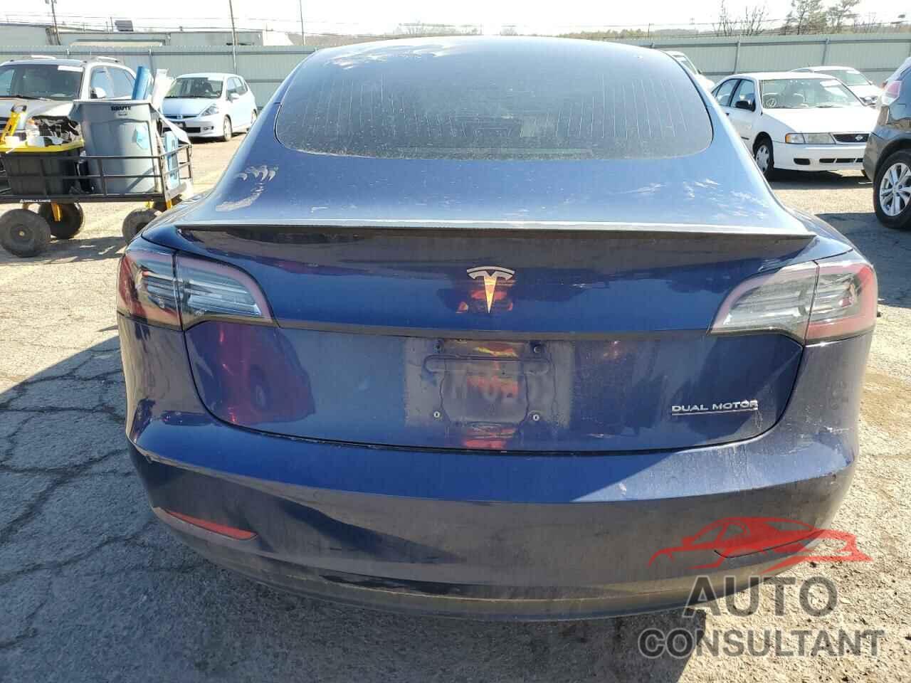TESLA MODEL 3 2018 - 5YJ3E1EB7JF055708