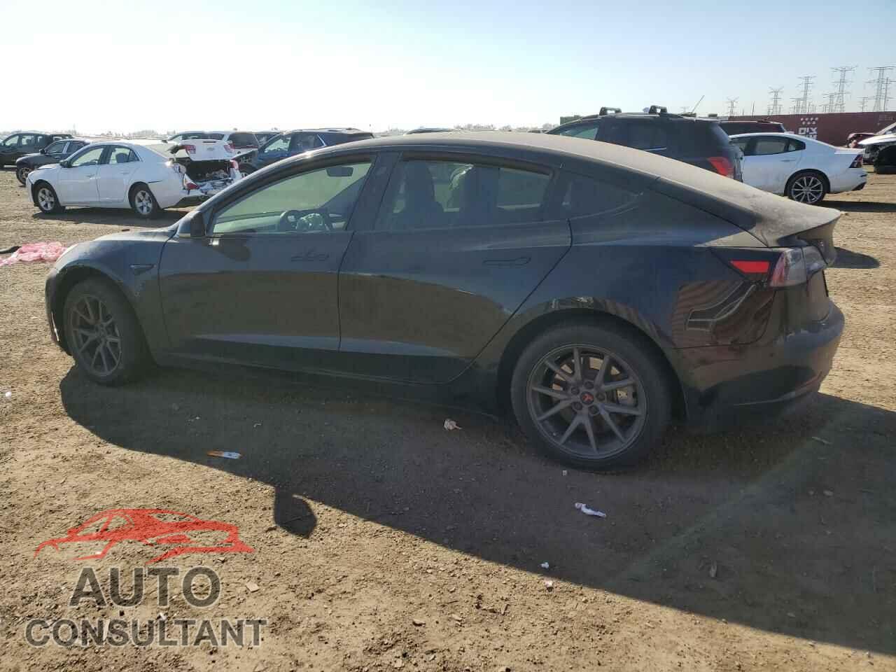 TESLA MODEL 3 2018 - 5YJ3E1EA5JF038770