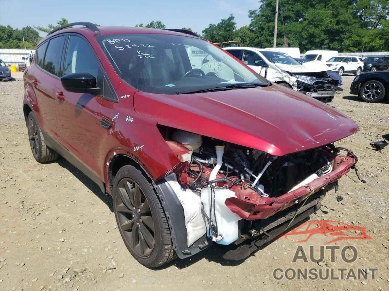 FORD ESCAPE 2017 - 1FMCU0GD2HUD03534