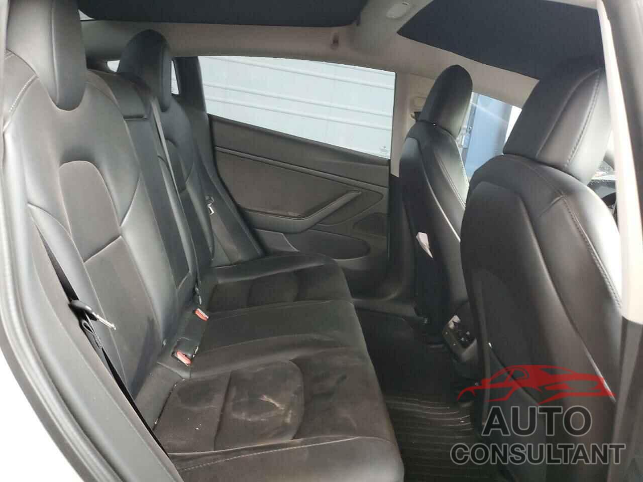 TESLA MODEL 3 2020 - 5YJ3E1EB4LF637428