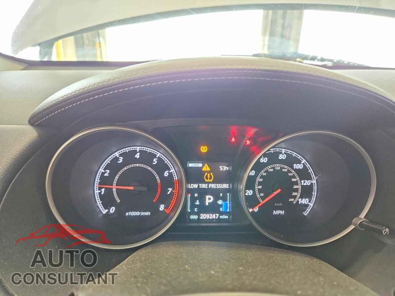 MITSUBISHI OUTLANDER 2012 - JA4JT5AX4CU031103