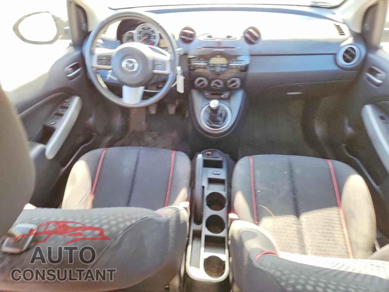 MAZDA 2 2012 - JM1DE1LY0C0134117