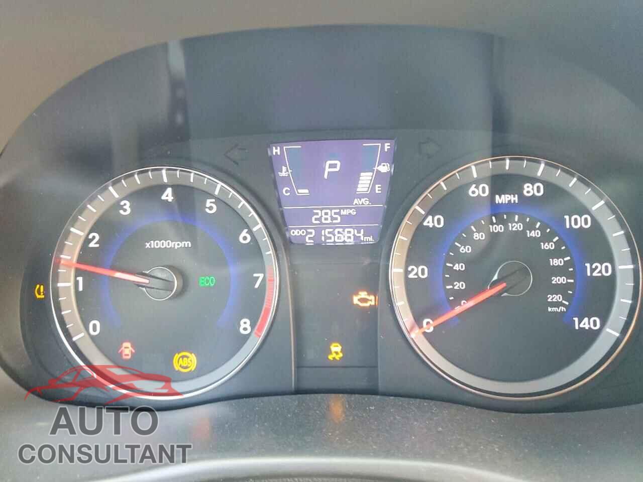 HYUNDAI ACCENT 2012 - KMHCU4AE1CU211445