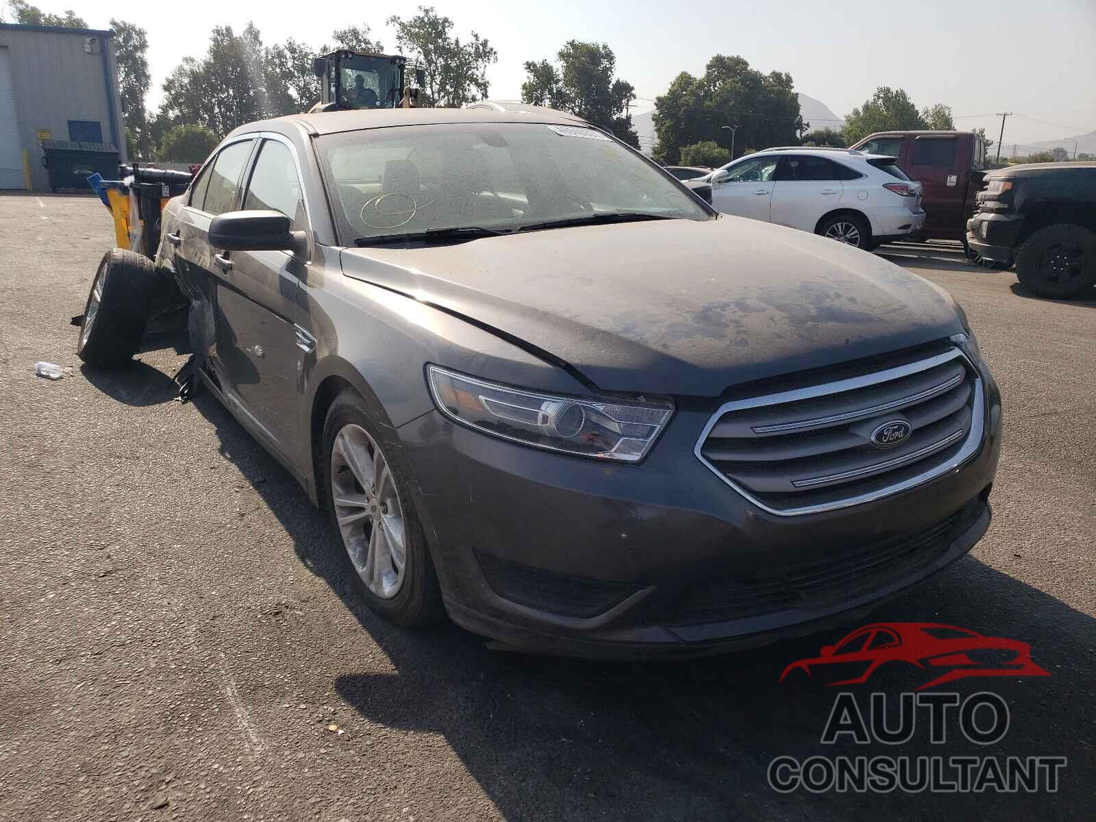 FORD TAURUS 2017 - 1FAHP2D84HG105756