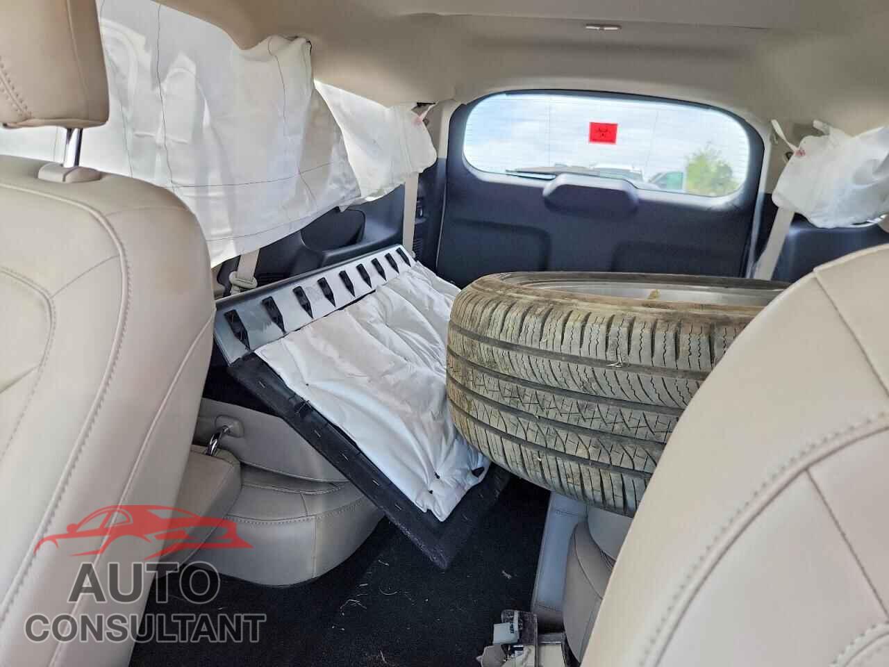 FORD EXPLORER 2023 - 1FMSK7FH2PGB15415