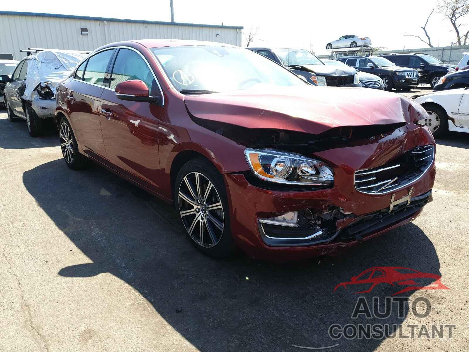 VOLVO S60 2017 - LYV402TK8HB155128