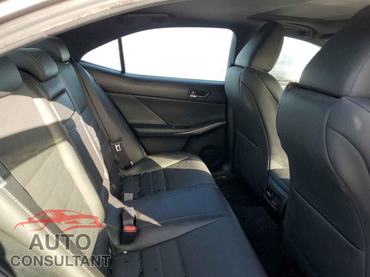 LEXUS IS 2016 - JTHBA1D2XG5014037