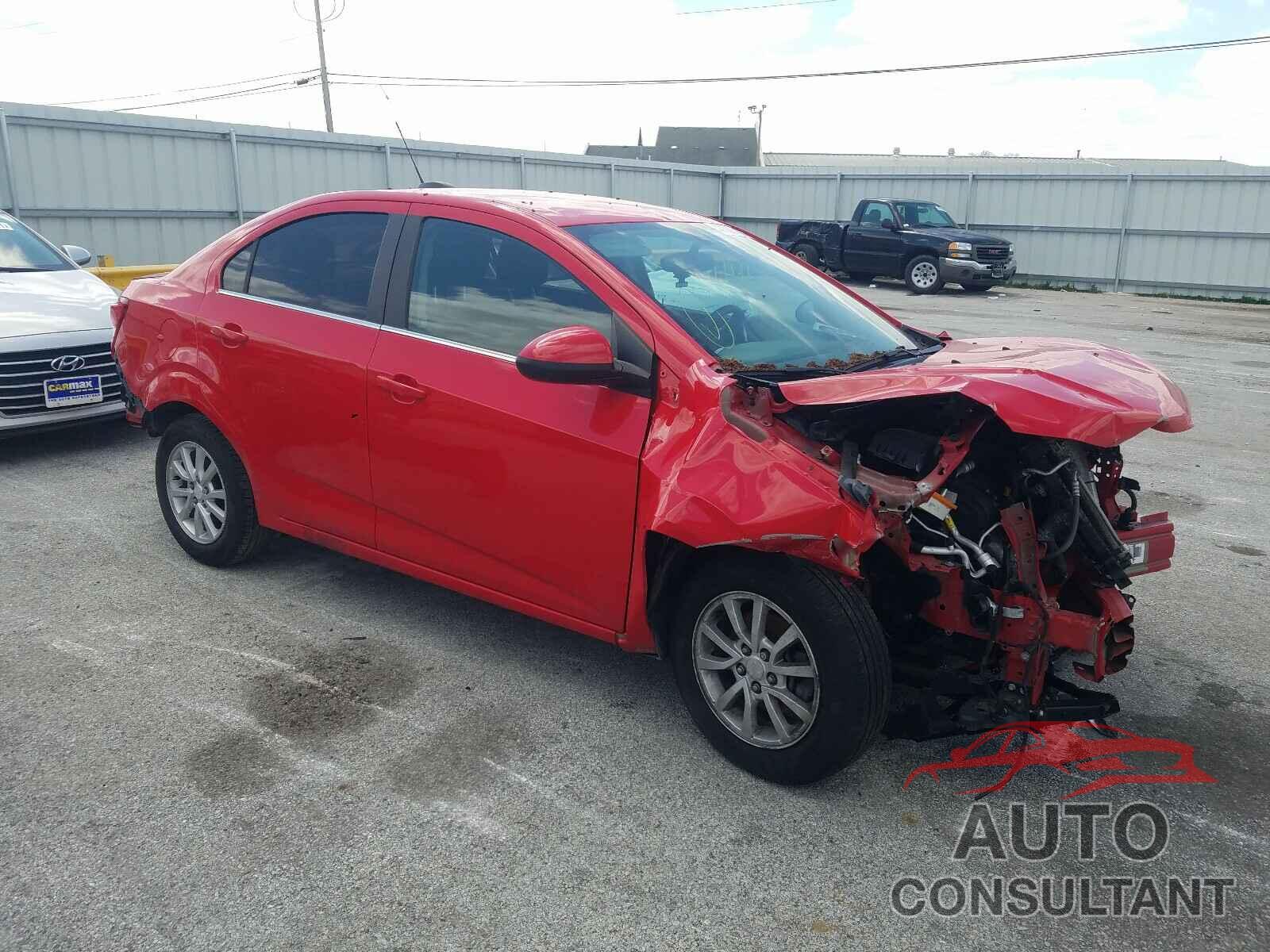 CHEVROLET SONIC 2017 - 1G1JD5SH1H4110853