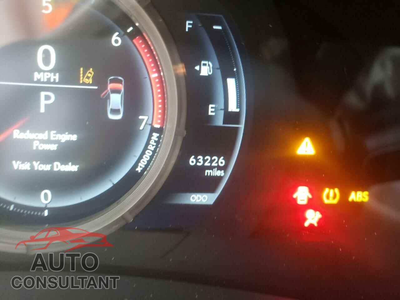 LEXUS IS 2017 - JTHBA1D24H5041994