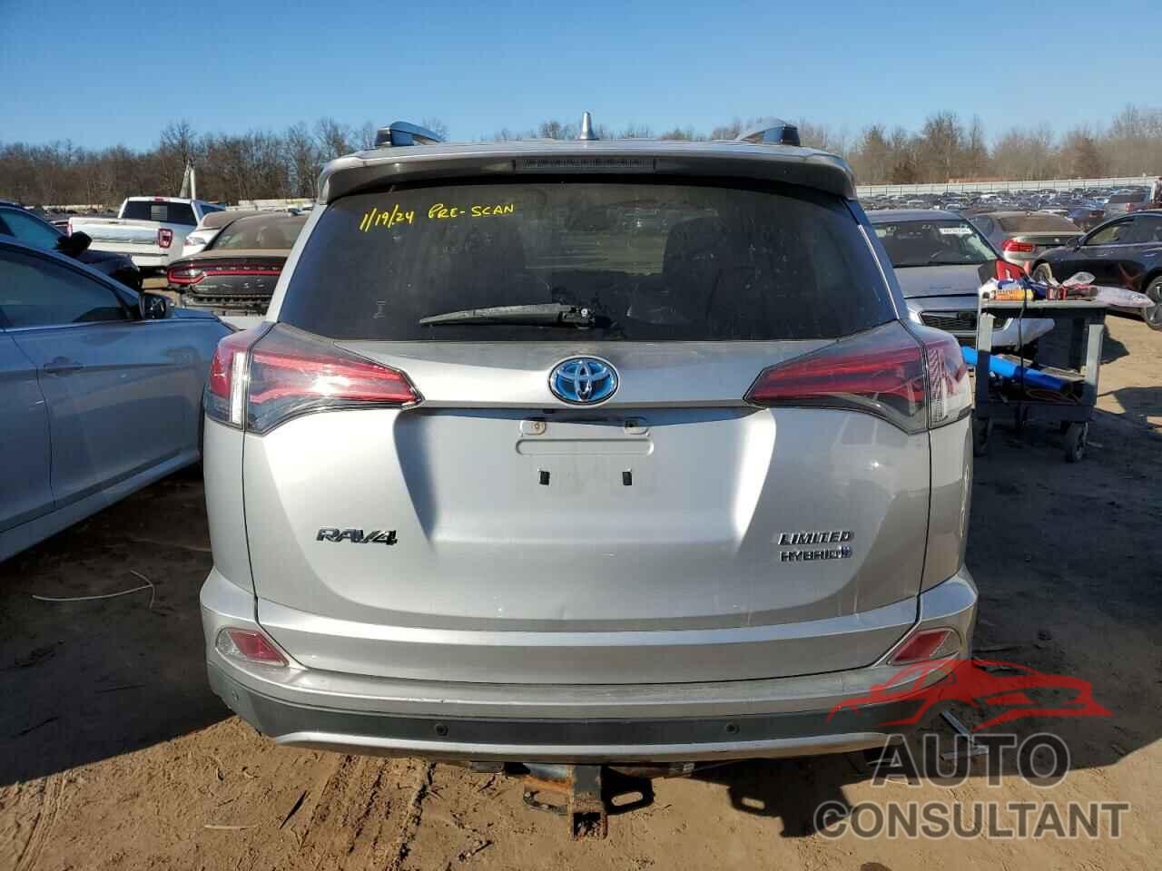 TOYOTA RAV4 2017 - JTMDJREV3HD147926