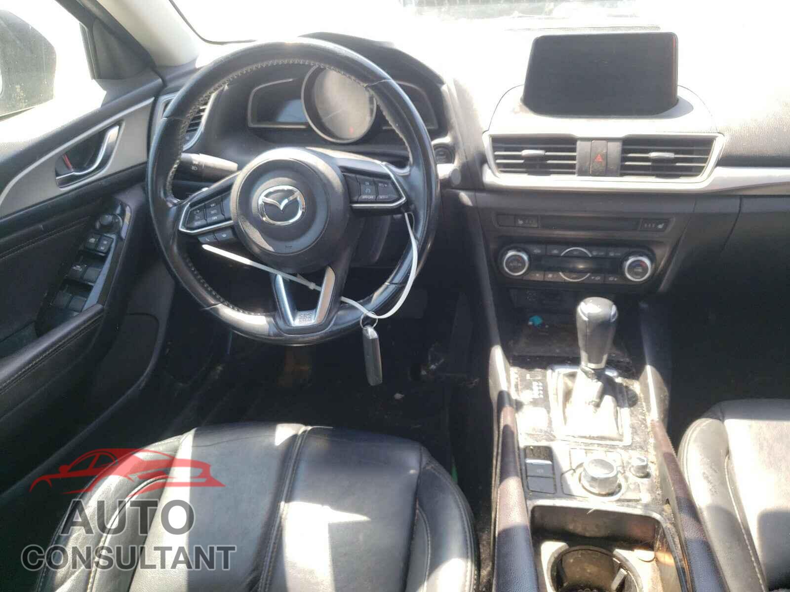 MAZDA 3 2017 - 3MZBN1V76HM145832