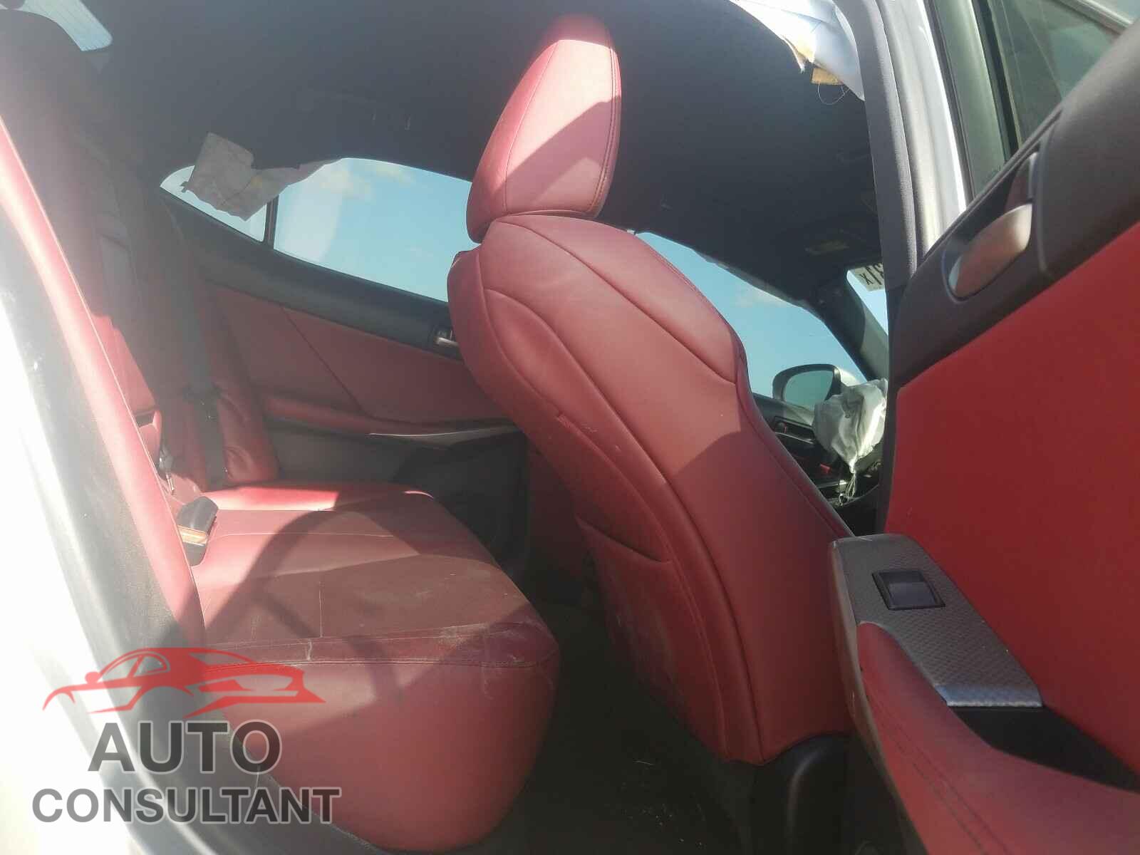 LEXUS IS 2017 - JTHBA1D21H5061300