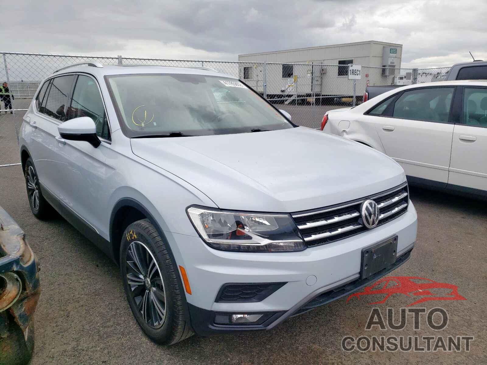 VOLKSWAGEN TIGUAN 2018 - 3VV2B7AX8JM057683