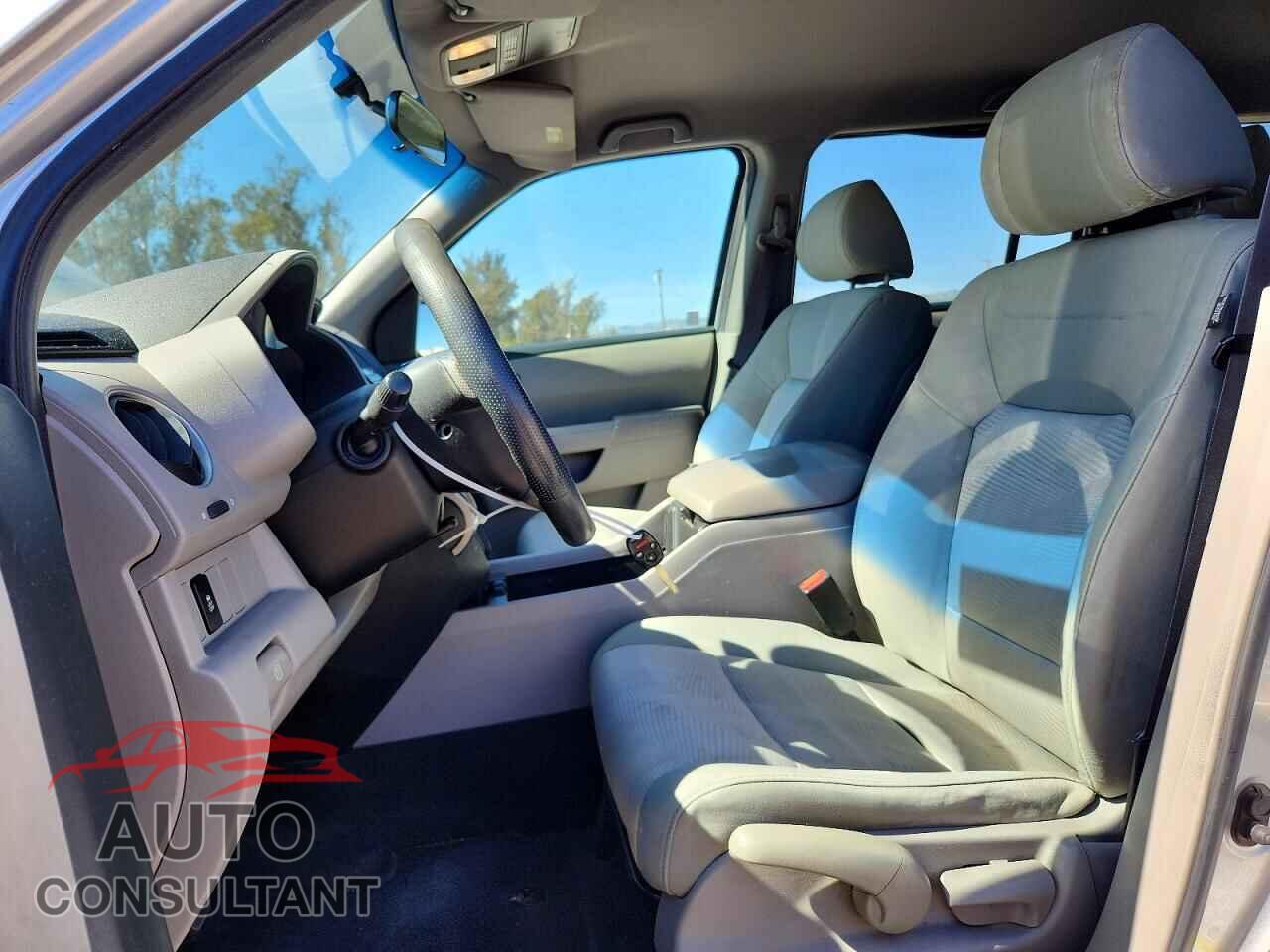 HONDA PILOT 2012 - 5FNYF3H2XCB032534