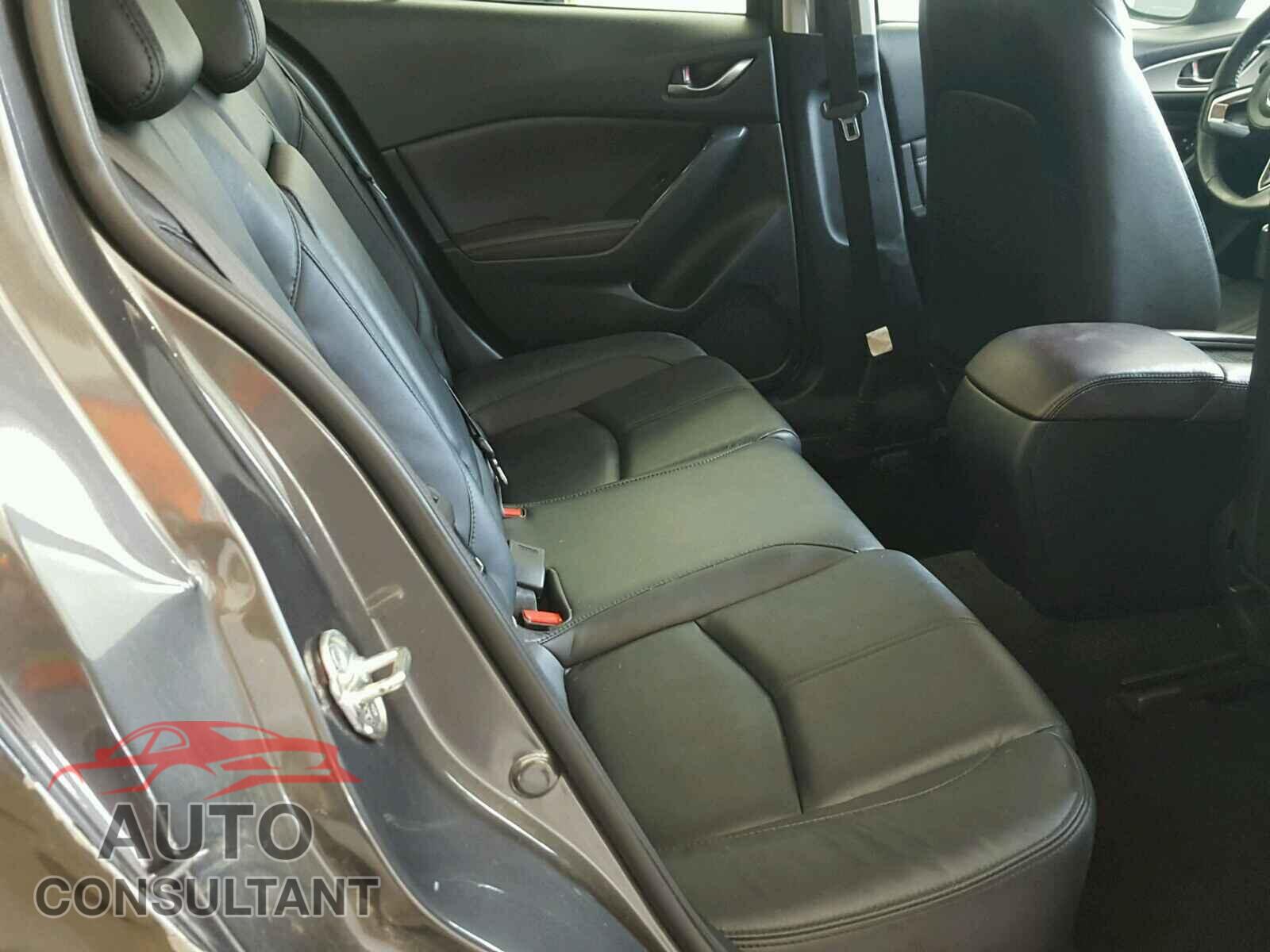 MAZDA 3 2017 - 3MZBN1V71HM115332