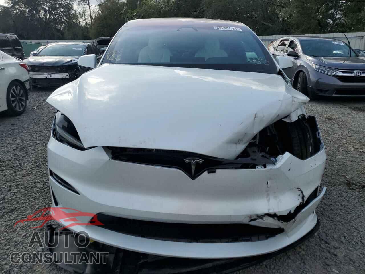 TESLA MODEL X 2023 - 7SAXCBE6XPF405330