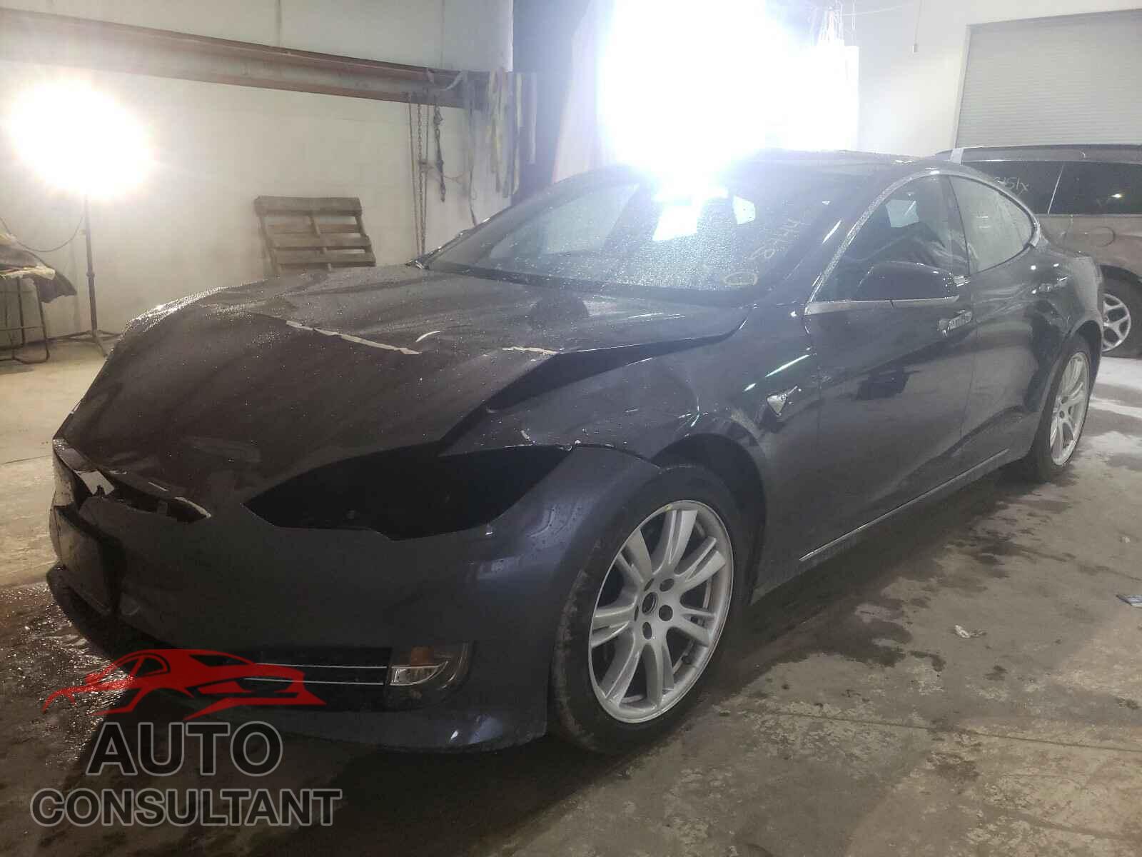 TESLA MODEL S 2020 - 5YJSA1E2XLF414883