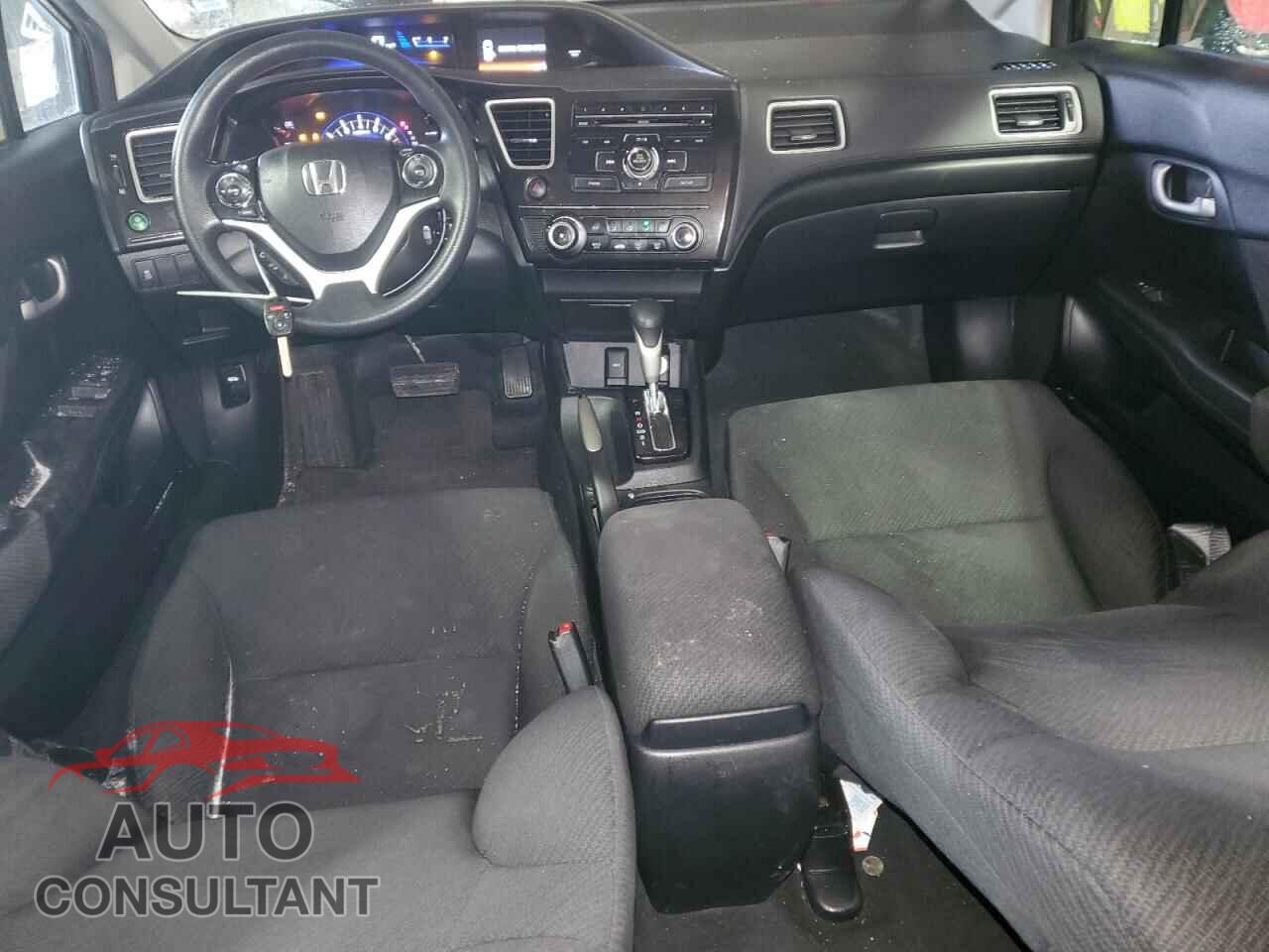HONDA CIVIC 2013 - 2HGFB2F51DH586357