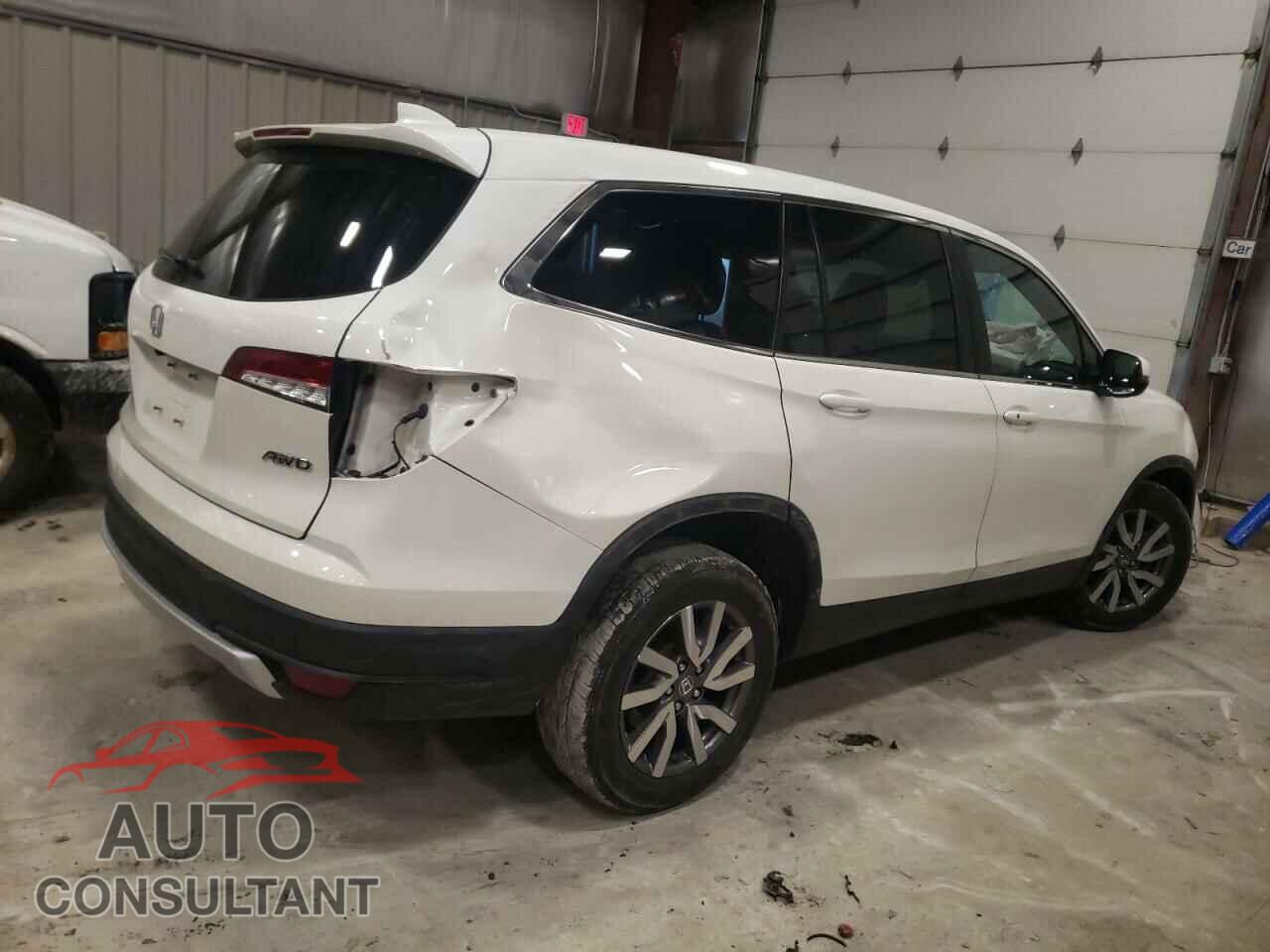 HONDA PILOT 2019 - 5FNYF6H52KB047300