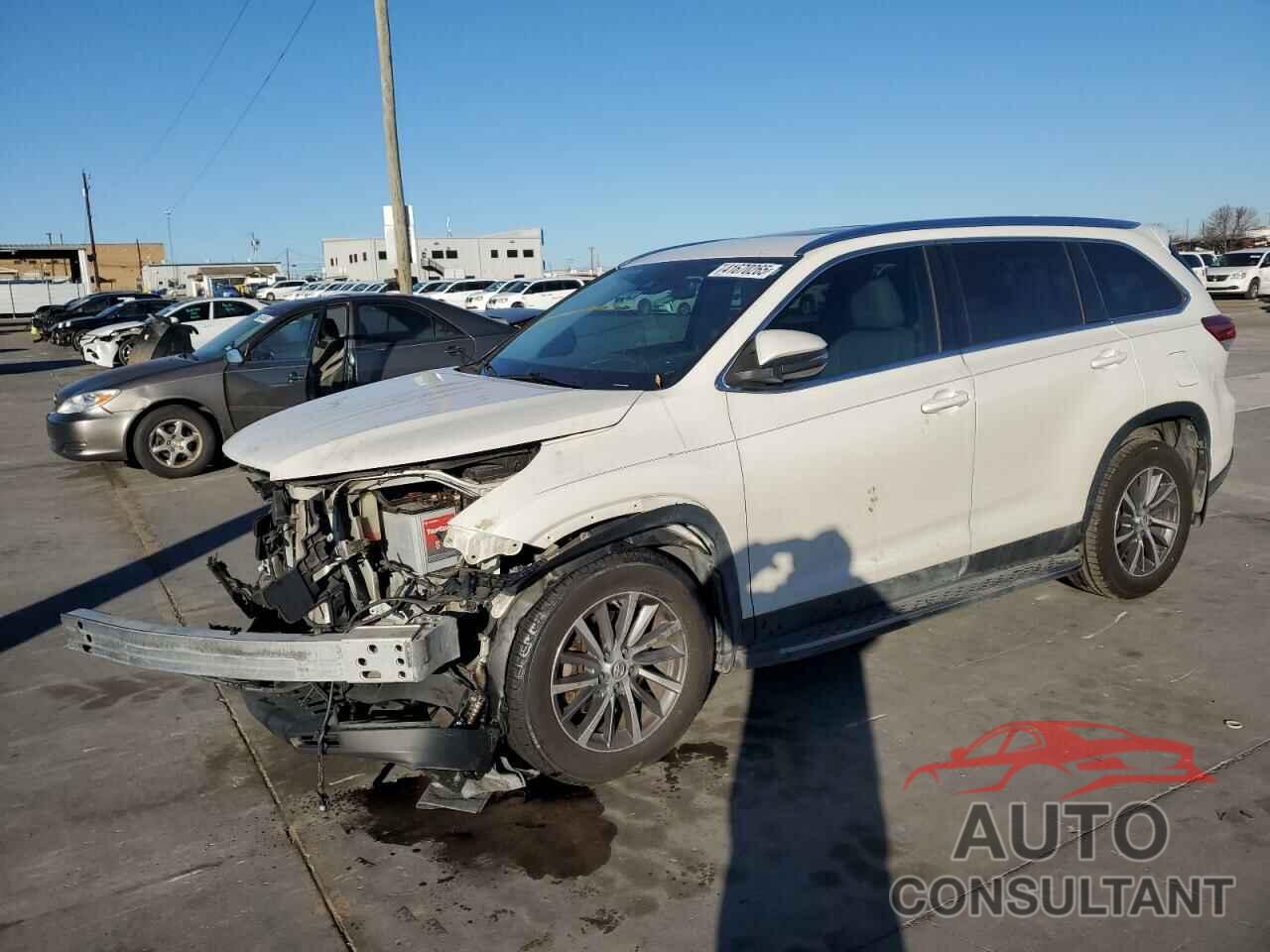TOYOTA HIGHLANDER 2019 - 5TDKZRFH4KS556635