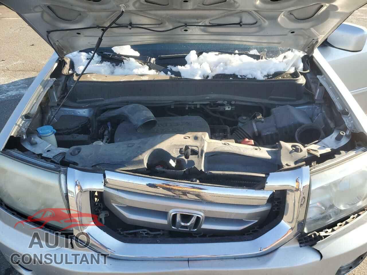 HONDA PILOT 2011 - 5FNYF4H52BB069155