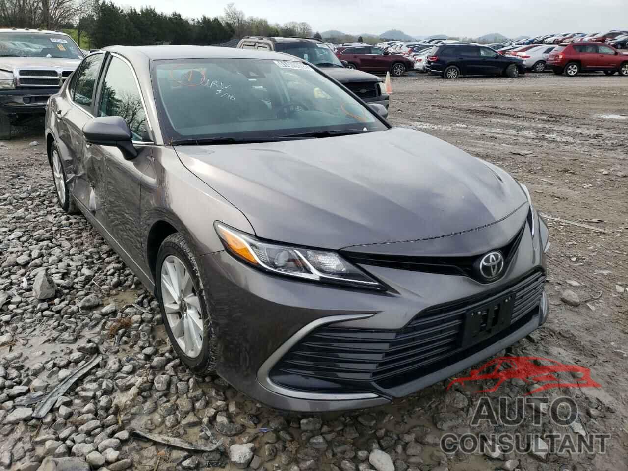 TOYOTA CAMRY 2021 - 4T1C11AK6MU454411