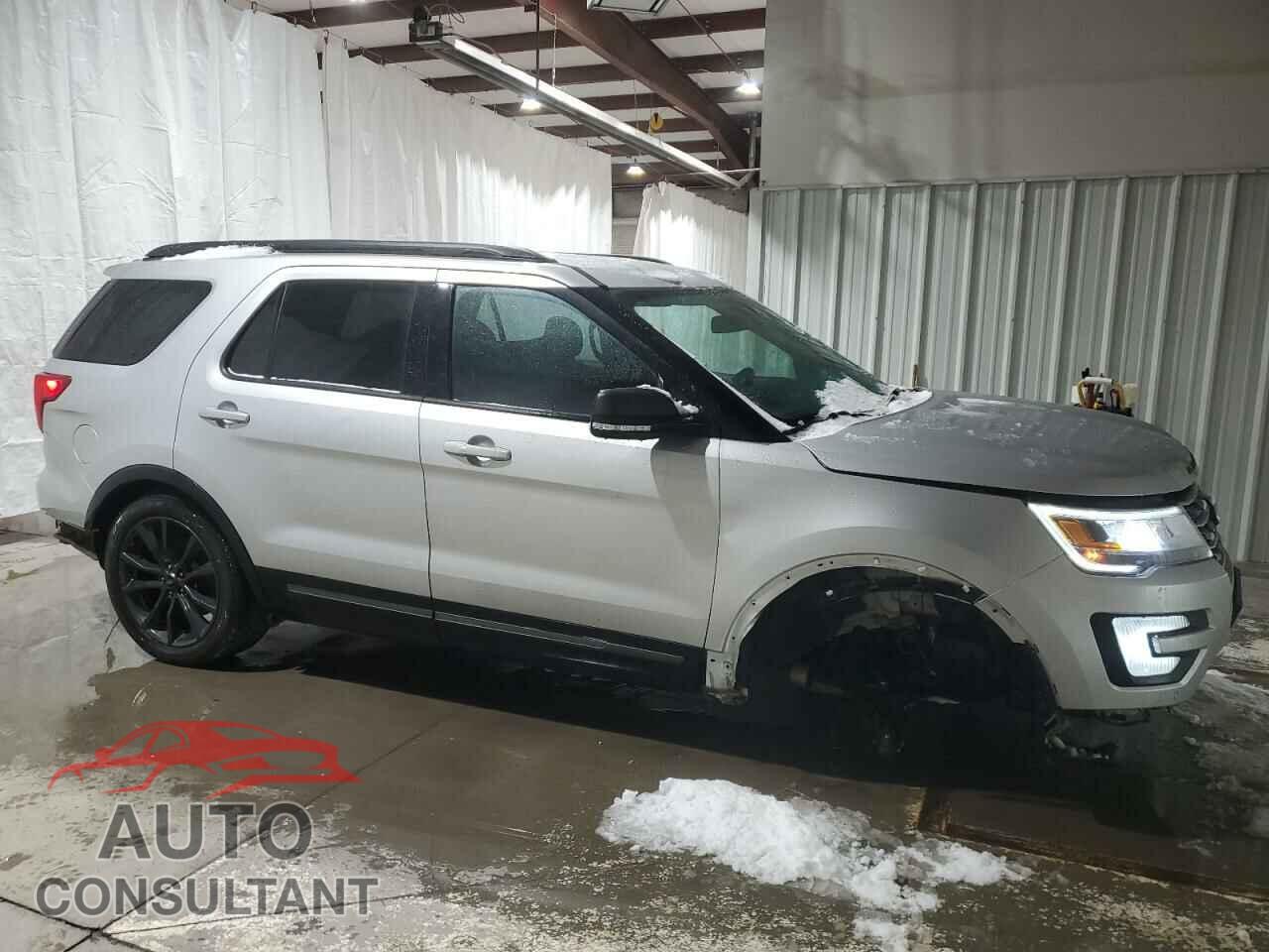 FORD EXPLORER 2017 - 1FM5K7D82HGD53427