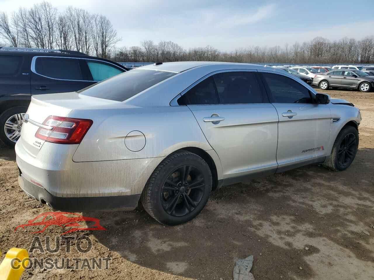 FORD TAURUS 2016 - 1FAHP2E86GG132132