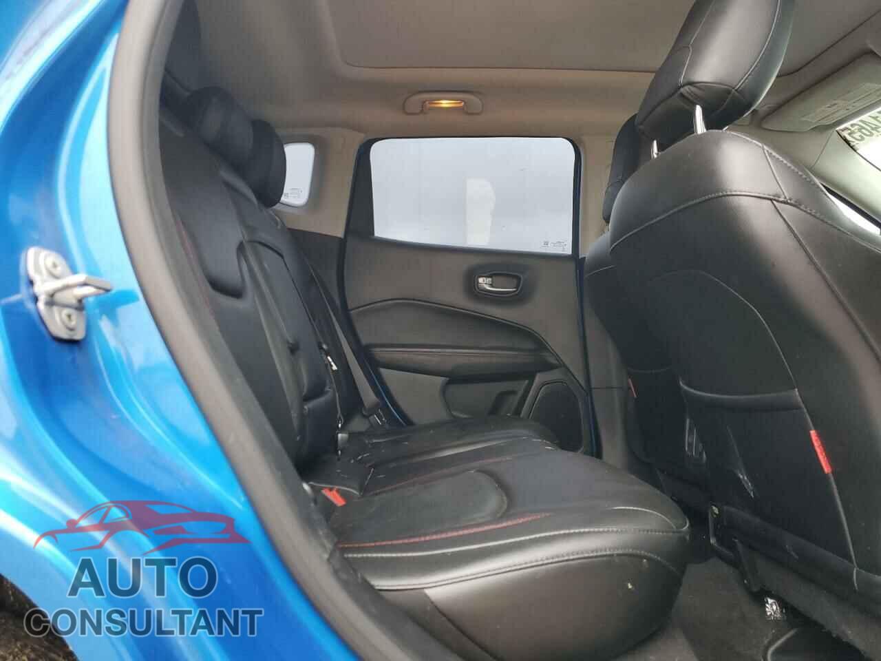 JEEP COMPASS 2018 - 3C4NJDDB5JT128986