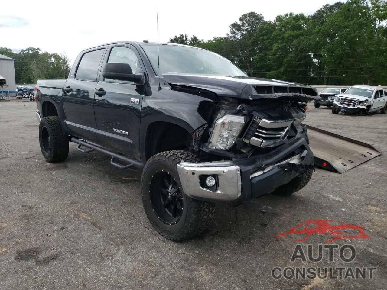 TOYOTA TUNDRA 2017 - 5TFDY5F1XHX658970