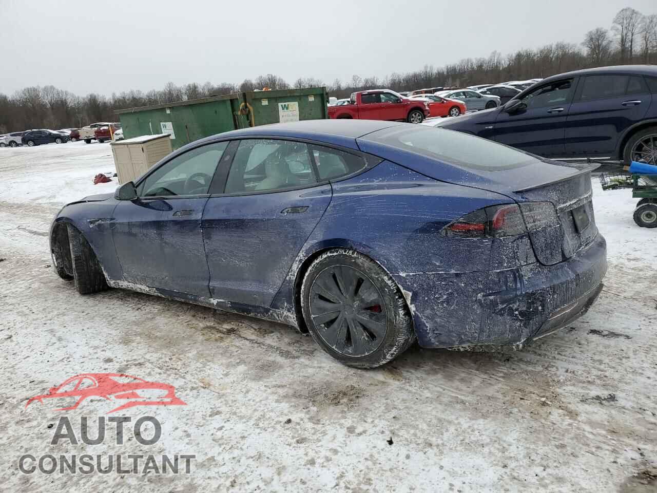 TESLA MODEL S 2023 - 5YJSA1E6XPF528200