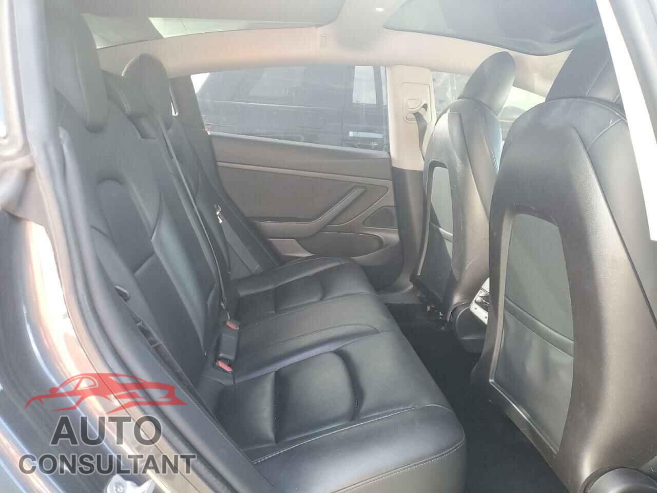TESLA MODEL 3 2020 - 5YJ3E1EA0LF598490