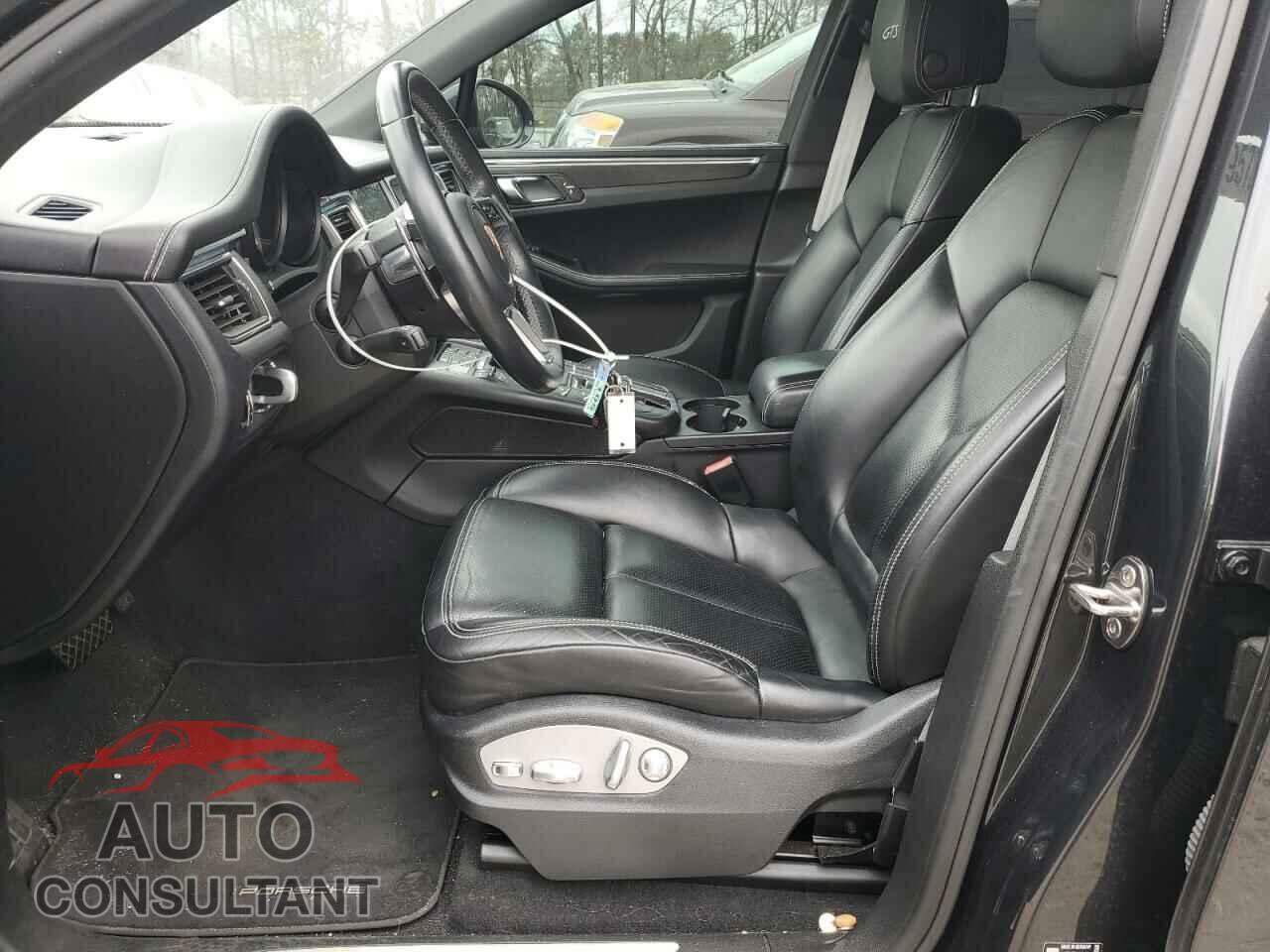 PORSCHE MACAN 2018 - WP1AG2A59JLB60219