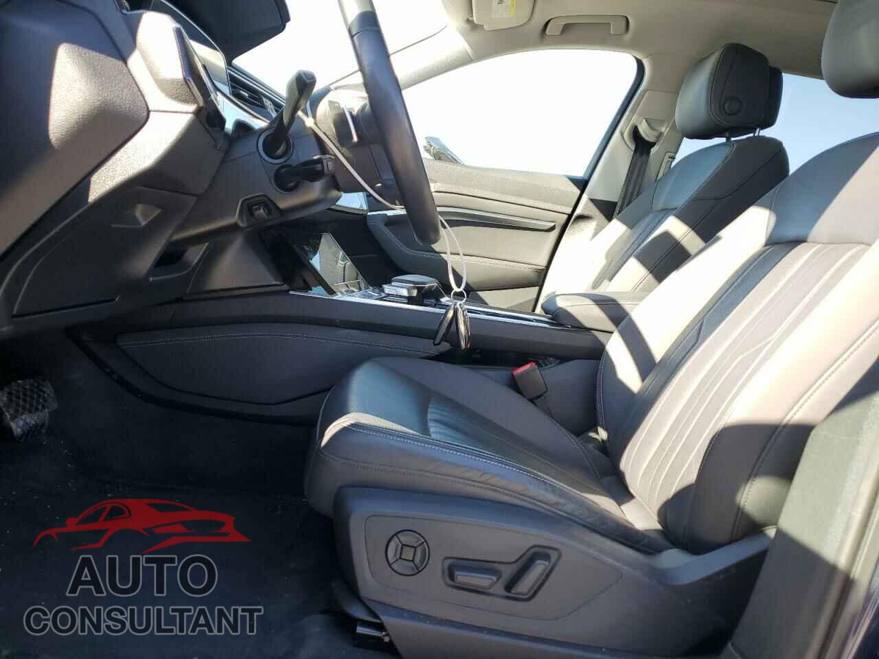 AUDI E-TRON 2021 - WA1LAAGE1MB024443
