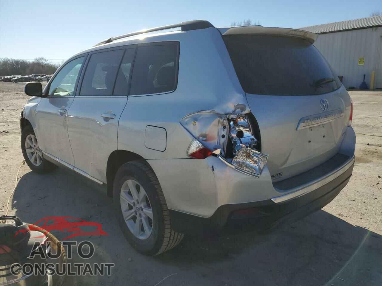 TOYOTA HIGHLANDER 2013 - 5TDBK3EH8DS236918