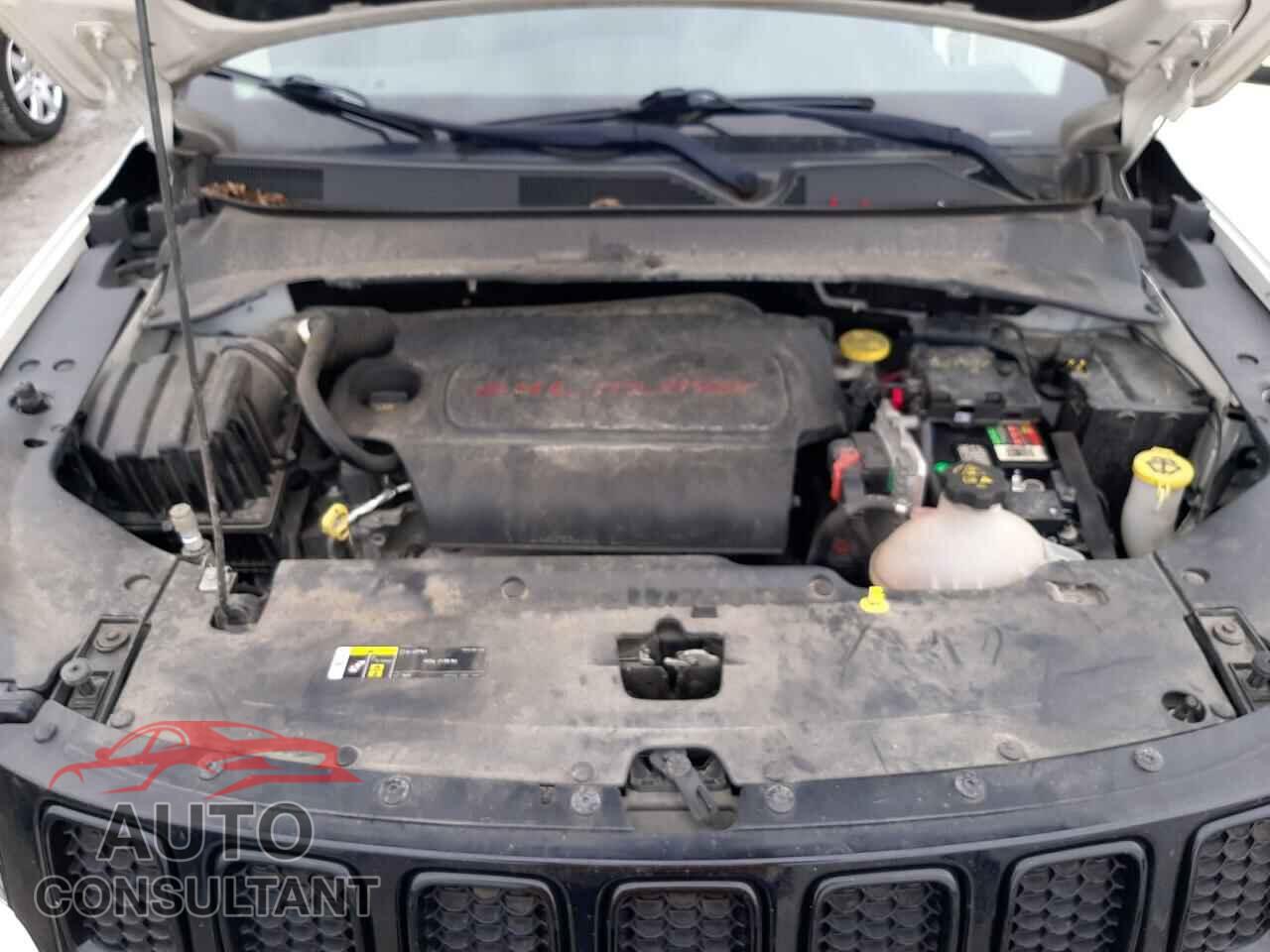 JEEP COMPASS 2018 - 3C4NJDBB7JT452945