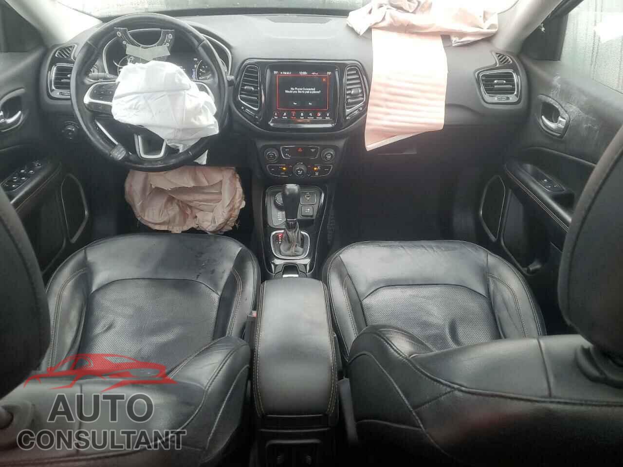 JEEP COMPASS 2018 - 3C4NJDCB1JT209596