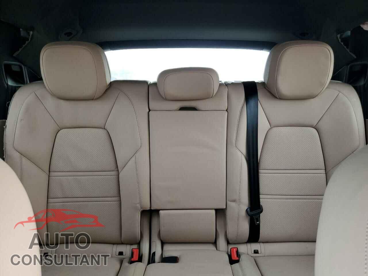 PORSCHE CAYENNE 2021 - WP1AA2AY3MDA09676
