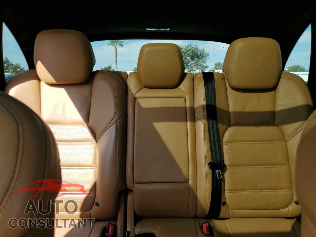 PORSCHE CAYENNE 2015 - WP1AC2A21FLA80938