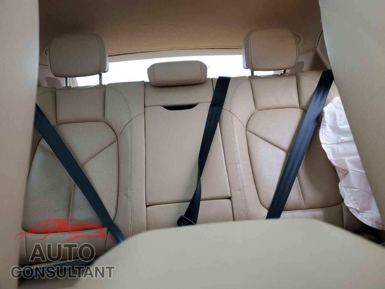 PORSCHE MACAN 2015 - WP1AB2A56FLB74634