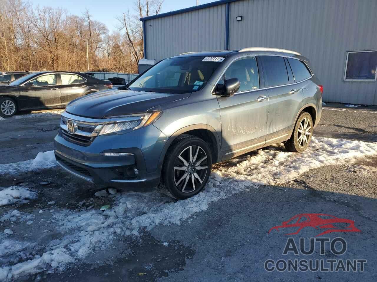 HONDA PILOT 2019 - 5FNYF6H63KB019272
