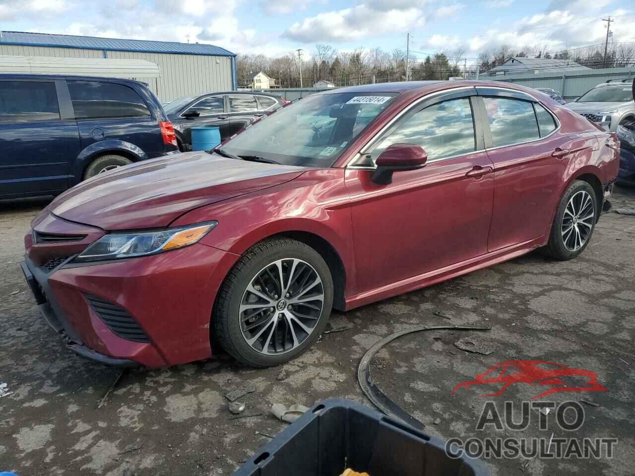 TOYOTA CAMRY 2018 - 4T1B11HK9JU672968